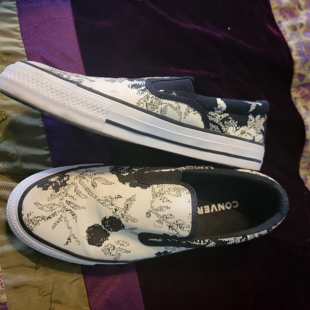 Womens Converse 8.5